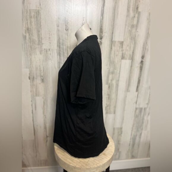 Legends tshirt - Picture 2 of 5